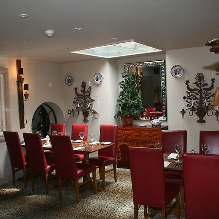 Queens Head Inn Nassington Dış mekan fotoğraf