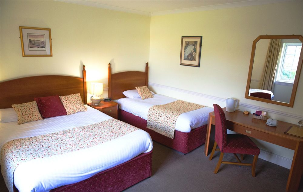 Queens Head Inn Nassington Dış mekan fotoğraf