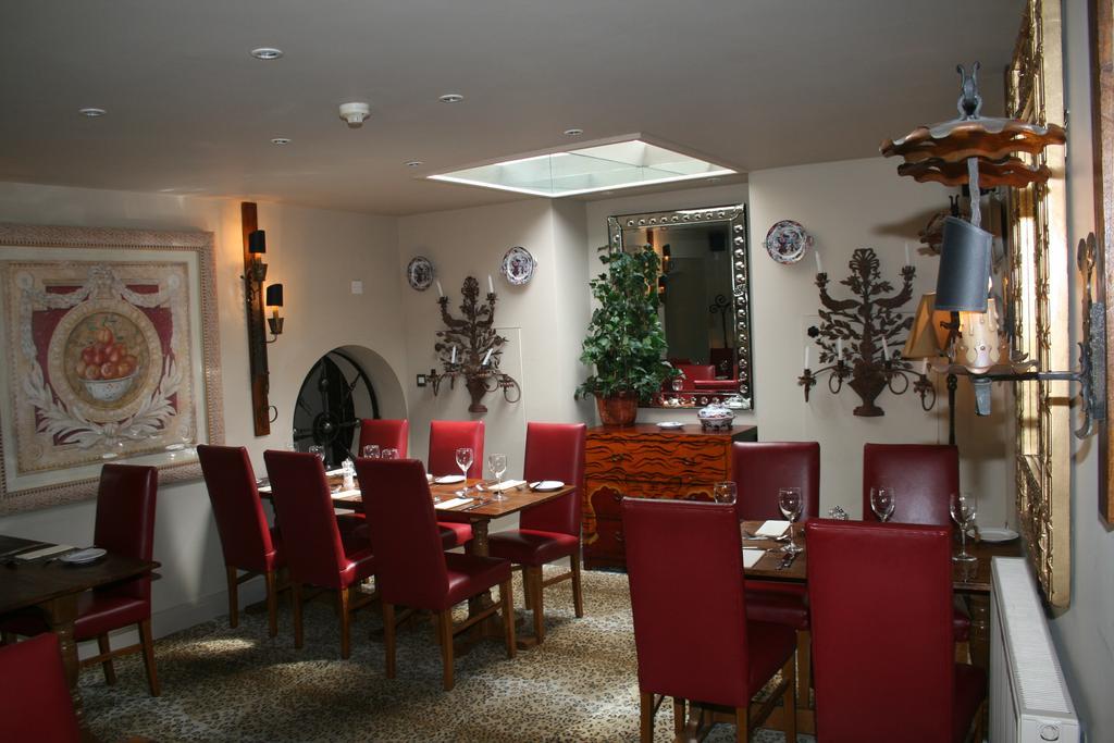 Queens Head Inn Nassington Dış mekan fotoğraf